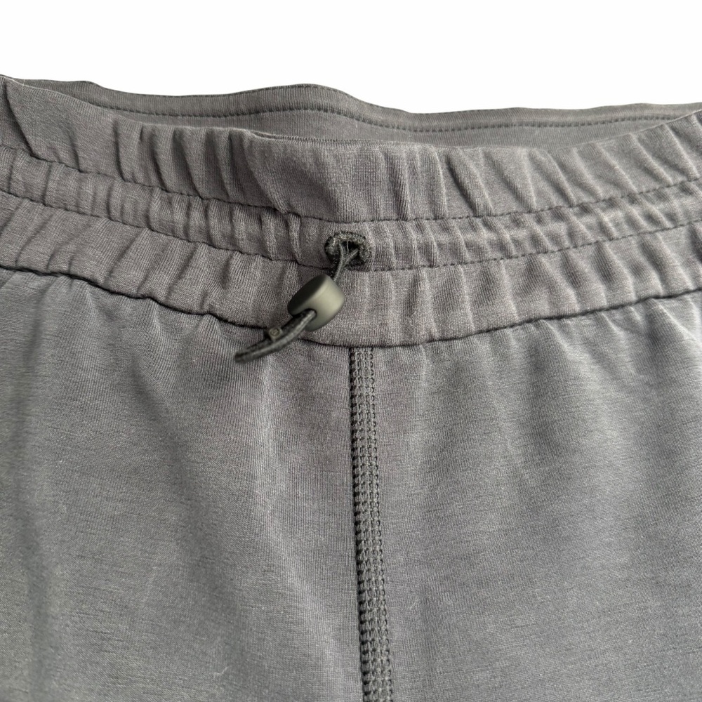 Lululemon Softstreme High-Rise Pant Black Straight leg Sweatpants size 6 - Picture 5 of 8